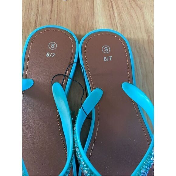 Blue spackly slippers - Picture 3 of 4